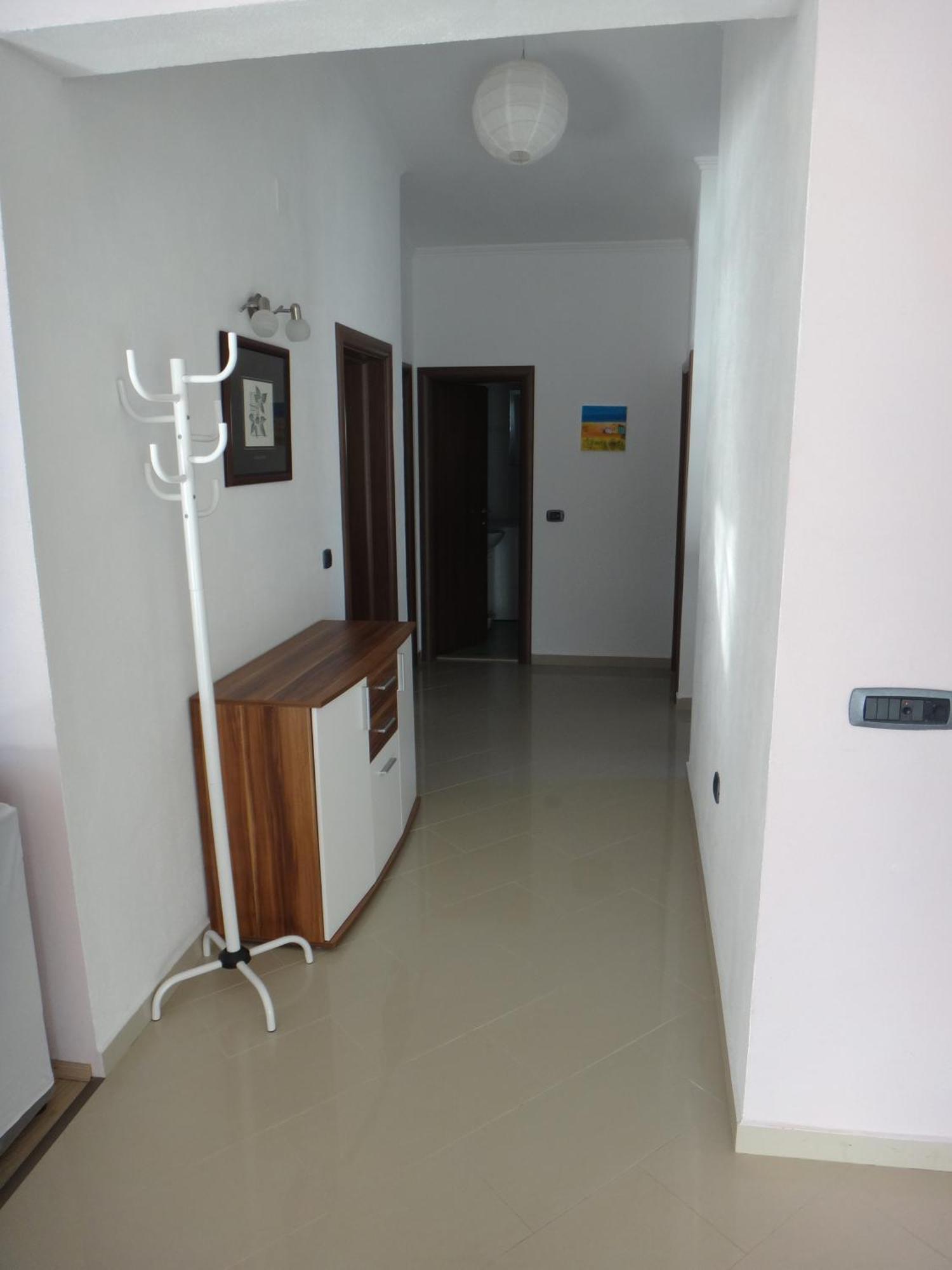 Apartments Selina Vinisce Luaran gambar